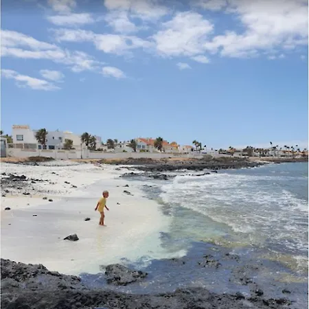 Family 1 Beachfront By Holidays Corralejo