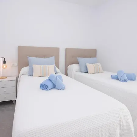Apartment Family 1 Beachfront By Holidays